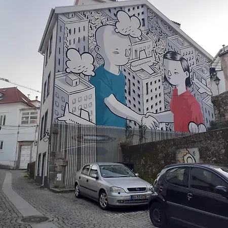 Hospedagem T2 Covilha Проживание в семье