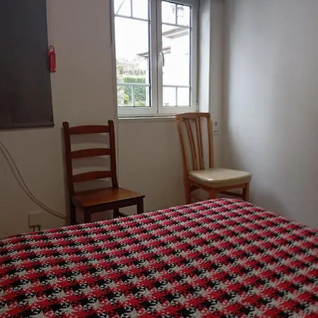 Hospedagem T2 Covilha * Ковильян