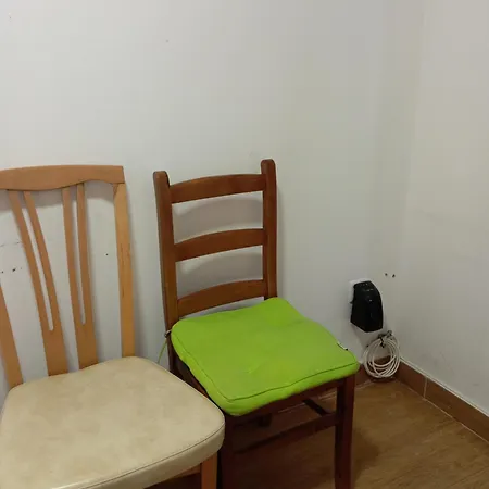 Hospedagem T2 Covilha Проживание в семье