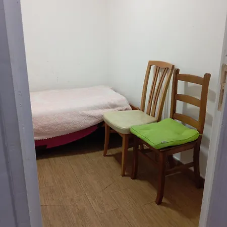 Hospedagem T2 Covilha Проживание в семье Ковильян