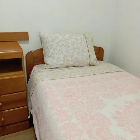 Проживание в семье Hospedagem T2 Covilha *